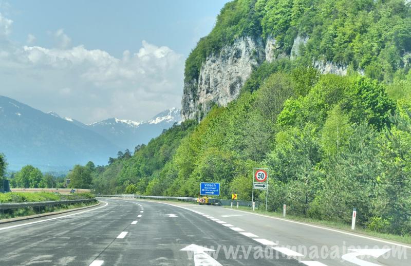 FLUMI010514ita1_16_Fotor_austria-autostrada