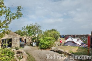 Pole namiotowe na Christiansø – pomysł na totalny reset…