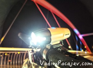 I stała się jasność… – test lampki rowerowej Mactronic Voyager
